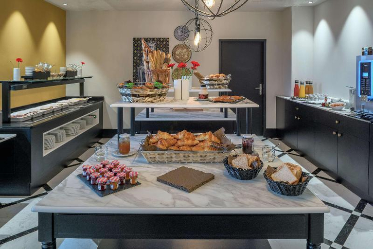 Food & Drinks 5, DoubleTree by Hilton Carcassonne France, Aude