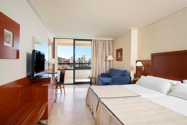 Bedroom 4, Melia Benidorm, Alicante