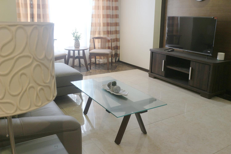 Others 4, Spacious 3 Bedrooms with wifi access and pool near SM MOA Arena, Pasay City
