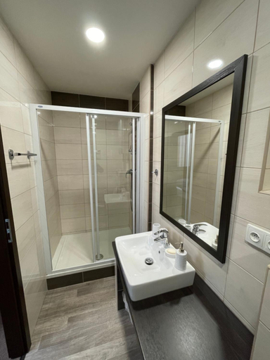 Others 3, Apartman Atelier, Chomutov