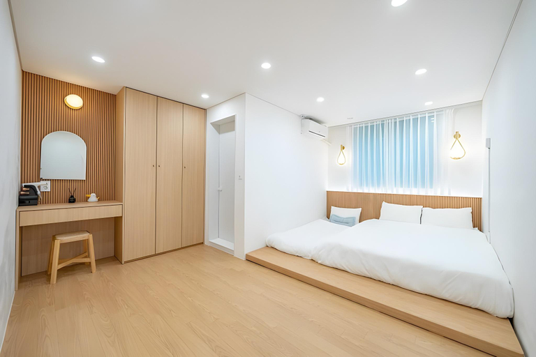 Bedroom 2, Gyeongju Casa Mellow Kids Pool Villa, Gyeongju