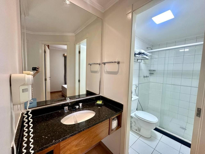 Bathroom 4, Long Stay Alvorada 1009 aparthotel 2 dorms Vila Olimpia, São Paulo
