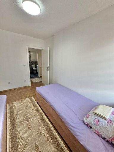 Others 5, Room Ejna 1, Sarajevo