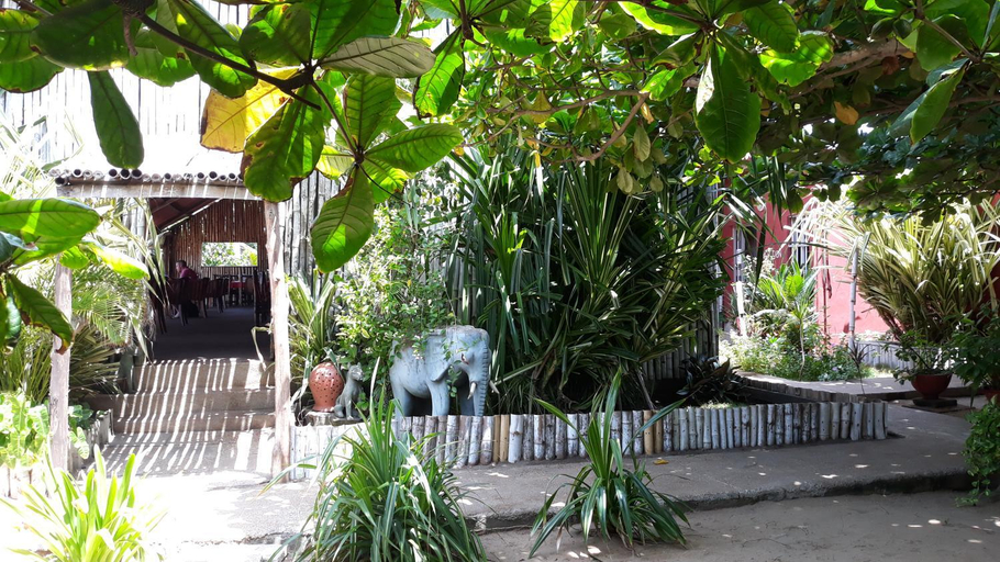 Food & Drinks 4, Hotel Robinson Plage, Golfe (incl Lomé)