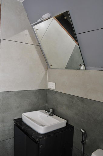 Bathroom 3, Kudaram County Resort, Idukki