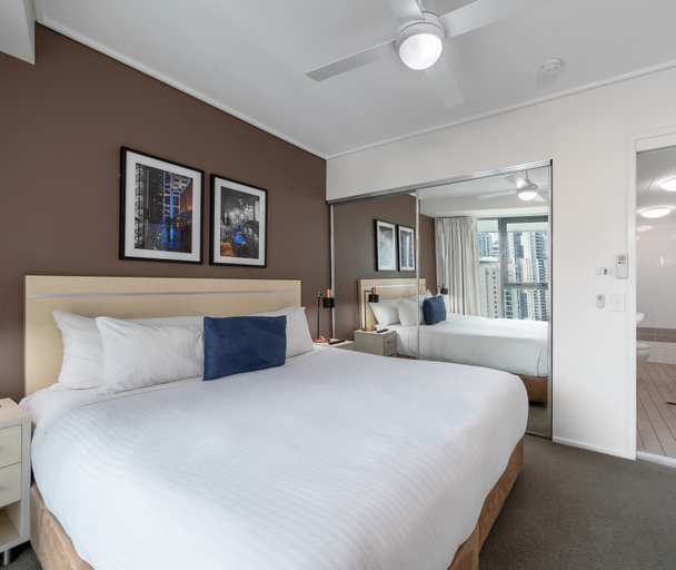 Bedroom 3, Oaks Brisbane Felix Suites, Brisbane