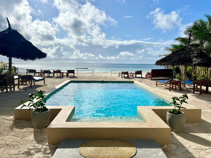 Sport & Beauty 2, The African Paradise Beach Hotel, Kusini
