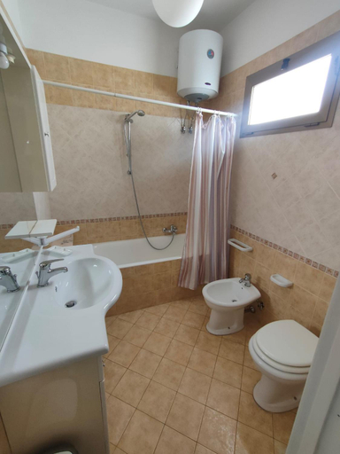 Others 3, B&B Atena, Lecce