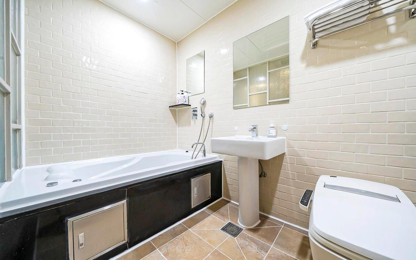 Bathroom 5, Incheon (Soraepogu) Kakao, Namdong