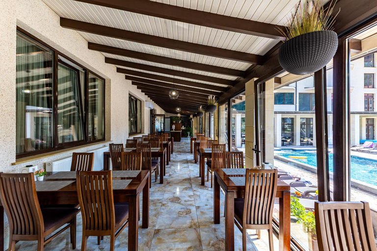Food & Drinks 4, Continental SPA Resort, Nadvirnians'kyi