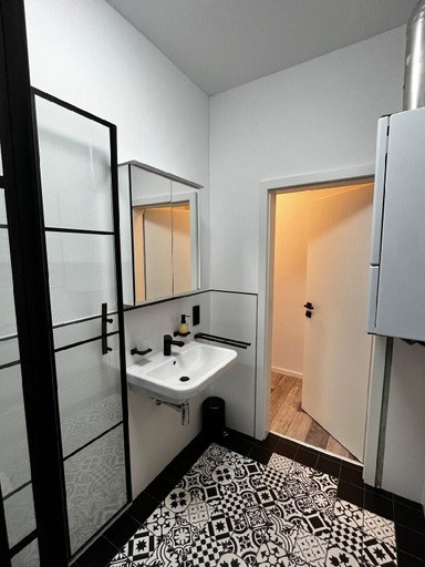Bathroom 5, Milano: Messe-/Business-/Ferienwohnung, Mettmann