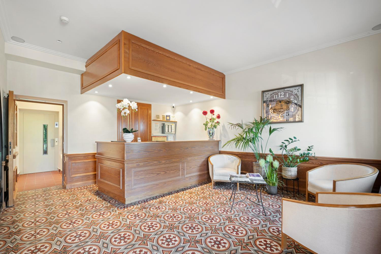 Public Area, Hotel De La Darse, Alpes-Maritimes