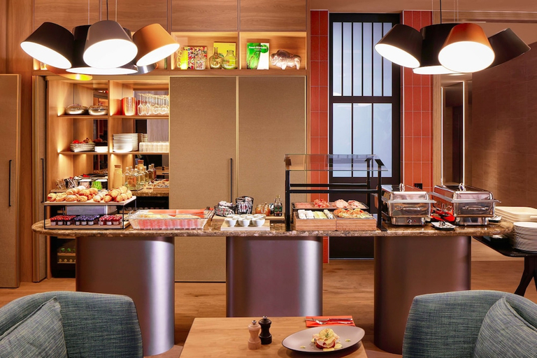 Food & Drinks 5, Adina Apartment Hotel Geneva, Genève