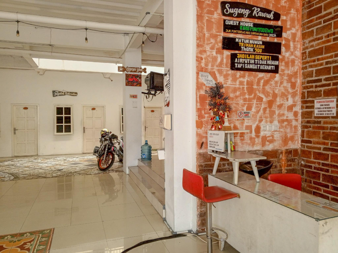 Public Area 3, King Puntodewo Guesthouse RedPartner, Bantul