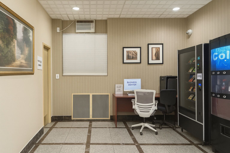Others 5, Heritage Hotel, New York