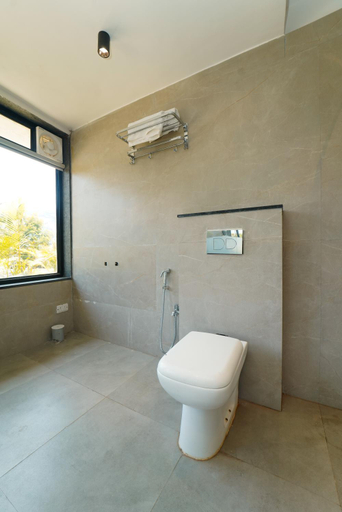 Bathroom 4, Voyage Zo Lonavala, Pune