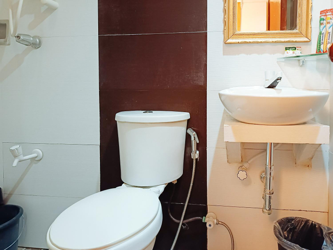 Bathroom 5, Hotel Elinas And Restaurant, Tuguegarao City