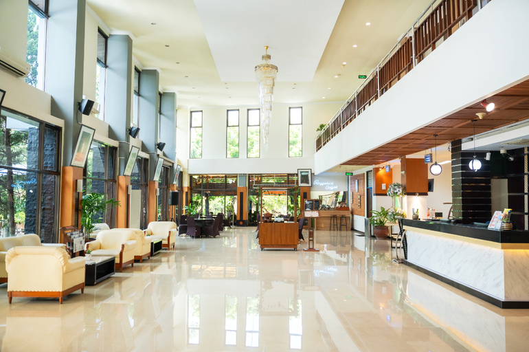 Public Area 3, MMUGM Hotel, Sleman