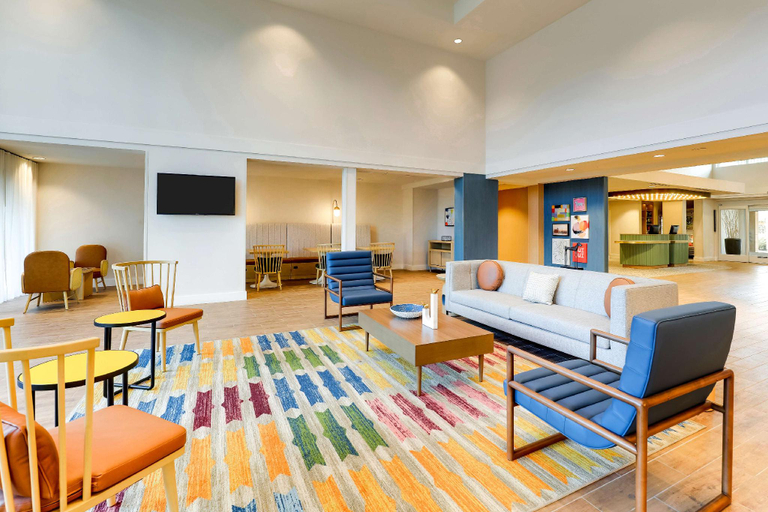 Public Area 2, Sonesta Select San Francisco Airport Oyster Point Waterfront, San Mateo