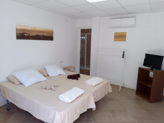Others 2, La Hispanola, Alicante