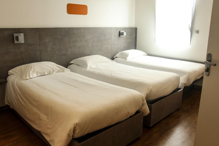 Bedroom 3, H24 HOTEL, Sarthe