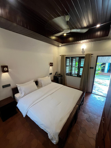 Others 3, Hotel Holiday Home, Thiruvananthapuram