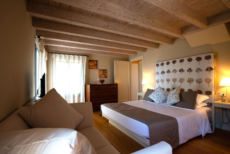 Bedroom 4, Locanda La Candola, Treviso