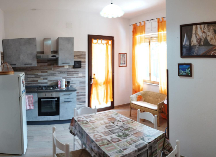 Others 5, Casa Vacanze"Il Bouganville", Carbonia-Iglesias