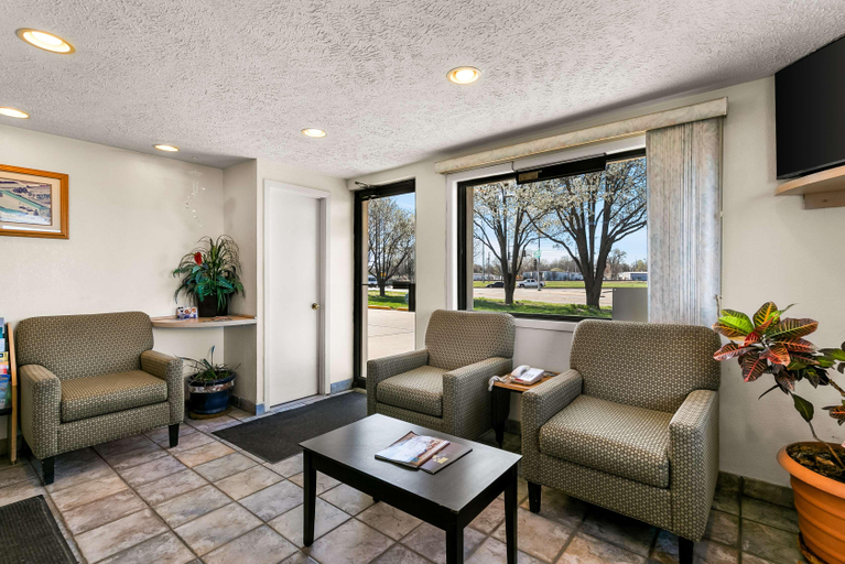 Public Area 4, Americas Best Value Inn Lincoln, Lancaster
