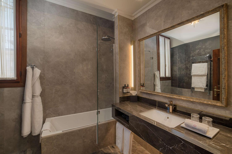Bathroom 4, NH Collection Grand Hotel Palazzo Dei Dogi , Venezia