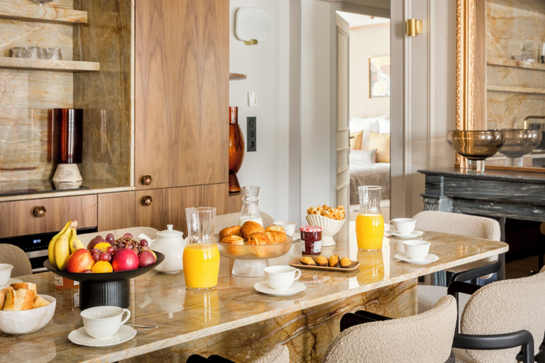 Food & Drinks 5, Merveil Luxury Suites - Rougemont I-II-III, Paris