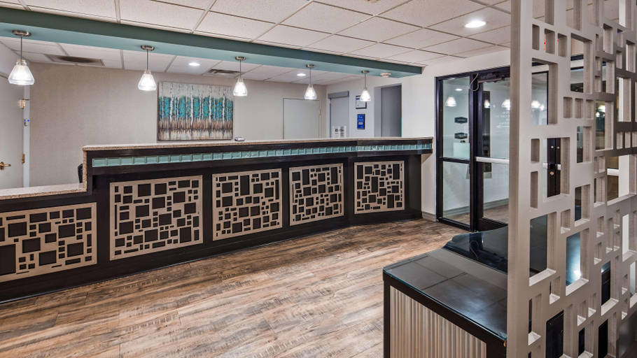 Public Area 2, Best Western Brookfield, Linn