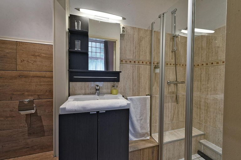 Bathroom 3, Mare Sanat, Beverwijk