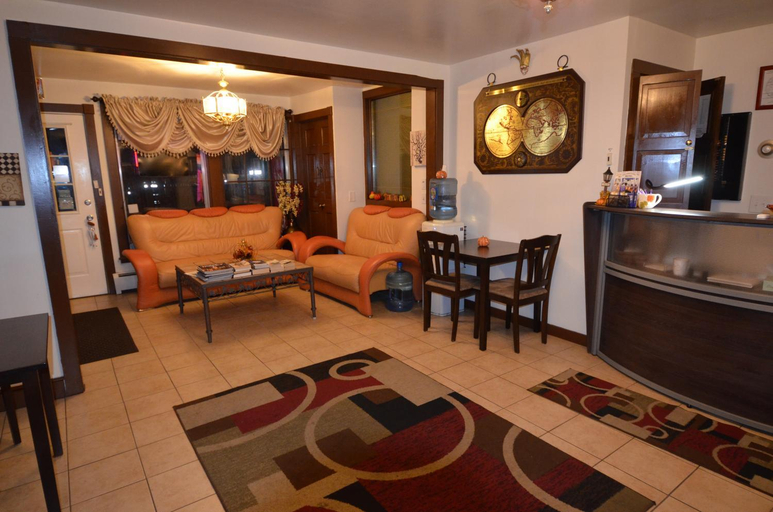 Public Area 3, Williamstown Motel, Berkshire