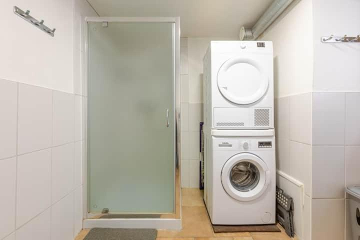 Bathroom 3, court sejour, Haut-Rhin