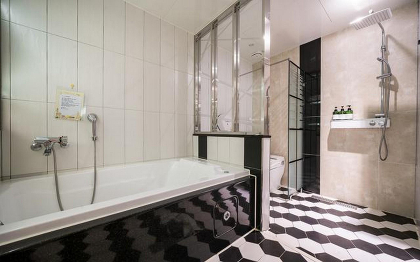 Bathroom 3, Gyeongju YOLO, Gyeongju