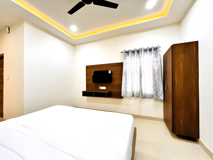Others 4, Hotel Kutch Palace, Kachchh