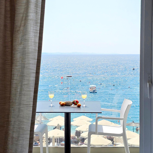 Others 2, Ares Beachfront Luxury Rooms, Sarandës