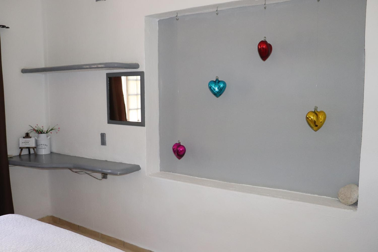 Others 3, Habitaciones Samy, Compostela