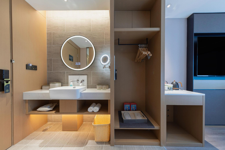 Bathroom 3, Atour Hotel Tianjin 3rd Binhai Street MSD, Tianjin