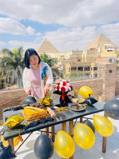Food & Drinks 4, Makadi Pyramids view, Al-Ahram