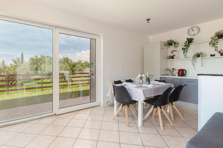 Facilities 3, Serene Retreat Apartments, Koper