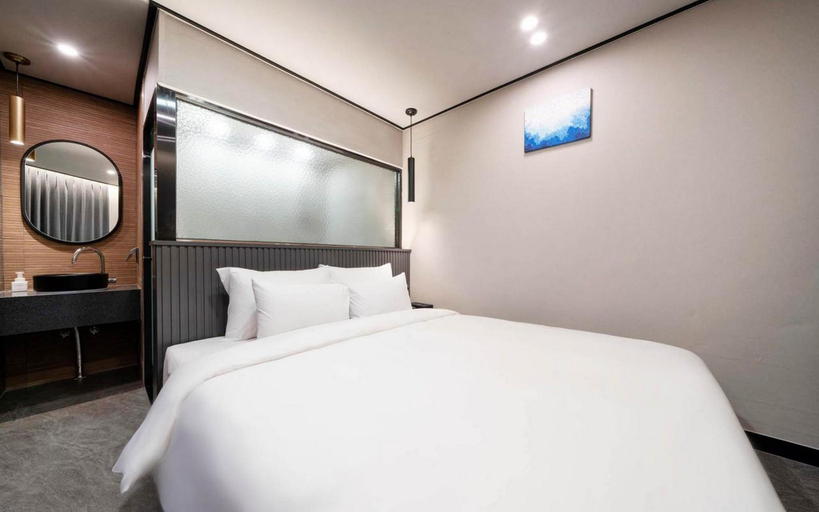 Bedroom 4, Busan Suyeong Hotel River, Suyeong