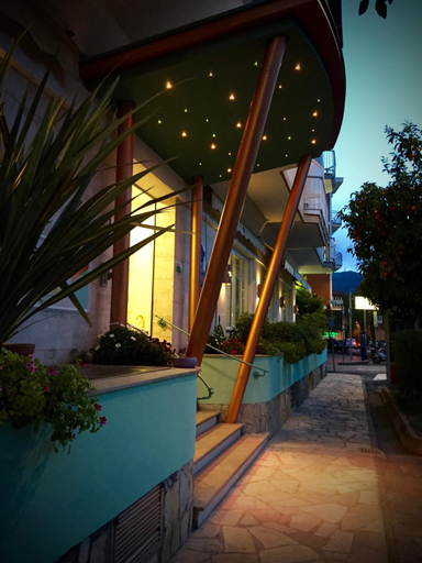 Others 3, Hotel Baia Bianca, Imperia