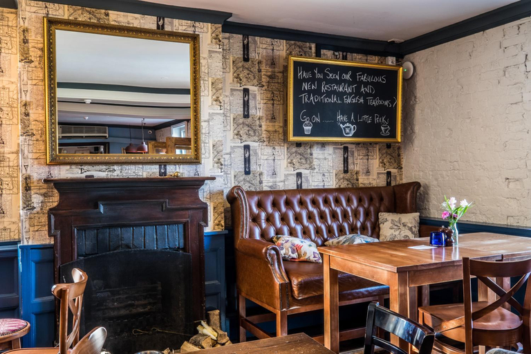 Food & Drinks 4, Bull's Head Hotel, London