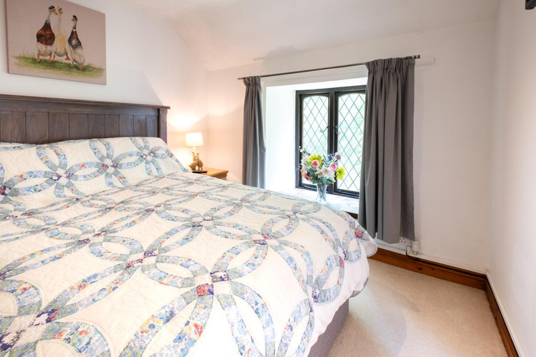 Bedroom 2, Charming Guest House in Cornish Countryside, Cornwall