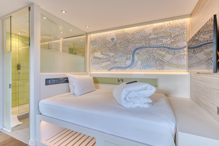 Bedroom 2, Premier Inn Newcastle - Metro Centre, Gateshead