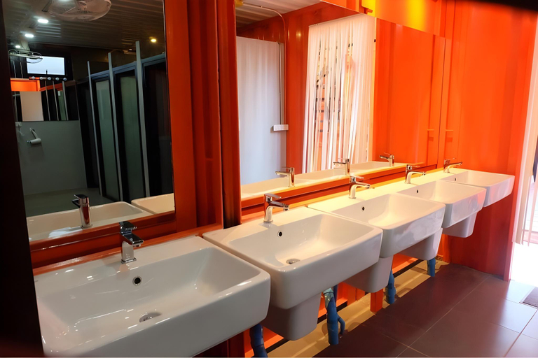 Bathroom, U Box Hostel, Ko Samui