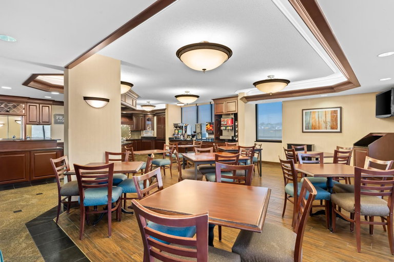 Food & Drinks 5, Prado Hotel, Madison