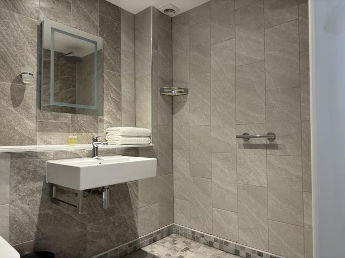 Bathroom 4, The Fig Tree Shanklin, Isle of Wight
